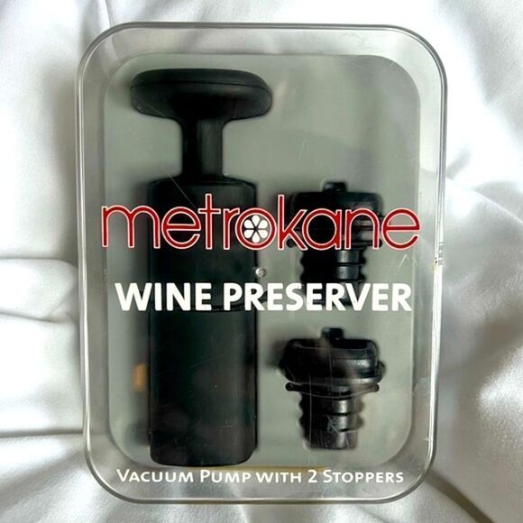 New Metrokane WinePreserver Vacuum Pump With 2 Stoppers Black With Storage Case  - Picture 1 of 5